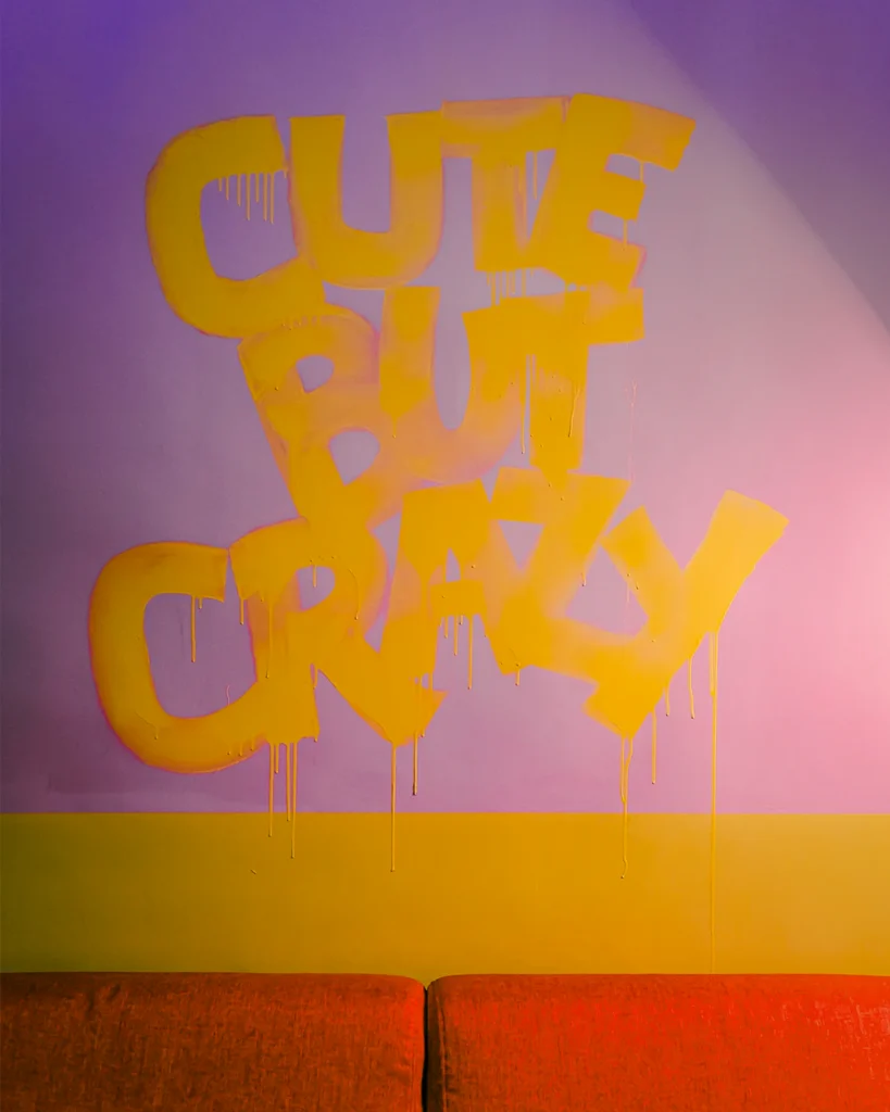 cute-but-crazy-calligrafia-su-muro